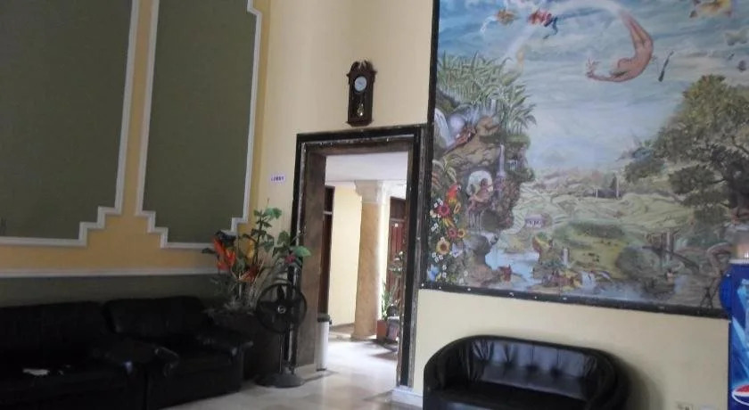 Hotel Colonial Inn