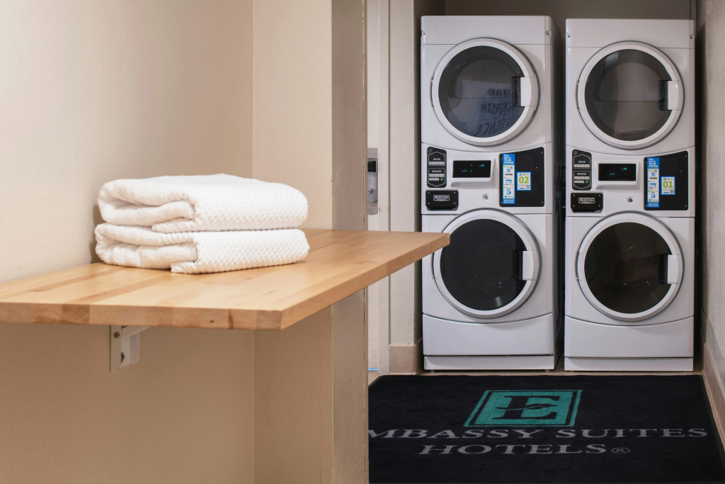 Embassy Suites By Hilton Seattle - Tacoma International Airport