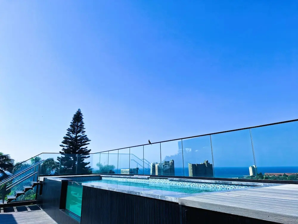 Zar Hotel