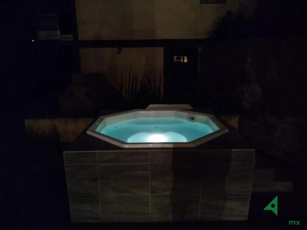Luxury Cabin at Valle de Bravo Woods