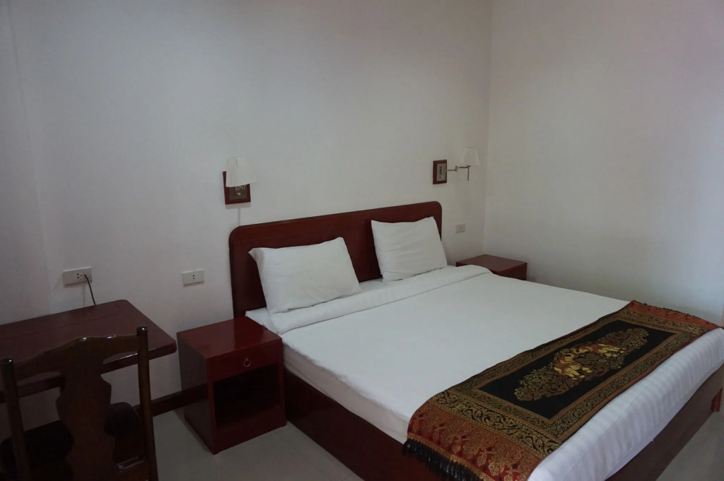 Phanthipha Residence (SHA Extra Plus)