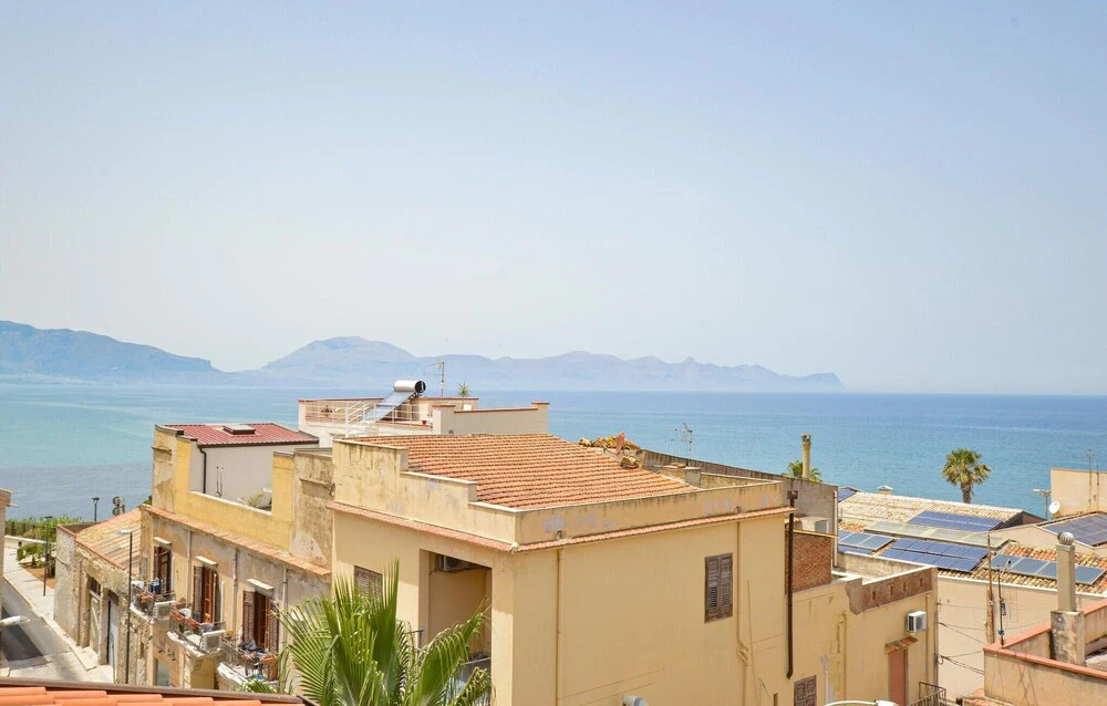 Stunning Apartment in Balestrate With 1 Bedrooms and Wifi