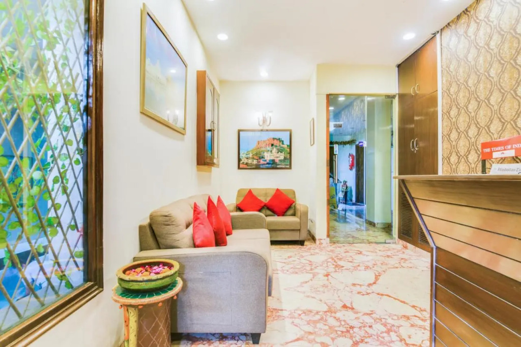 Cosy Grand, Chanakyapuri by The Cosy Hotels