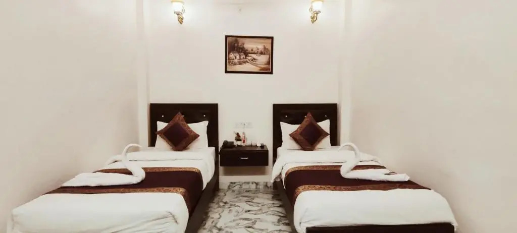 Hotel Royal Shantii Inn with Ganges View