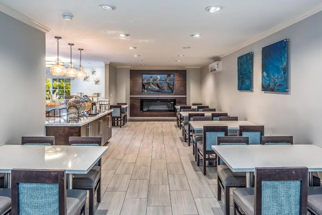 The Inn at 1252 Monterey