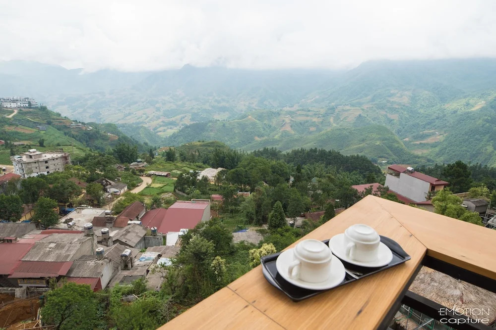 Sapa Mountain Hotel