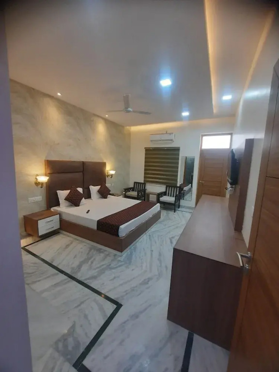 The highclass hotel