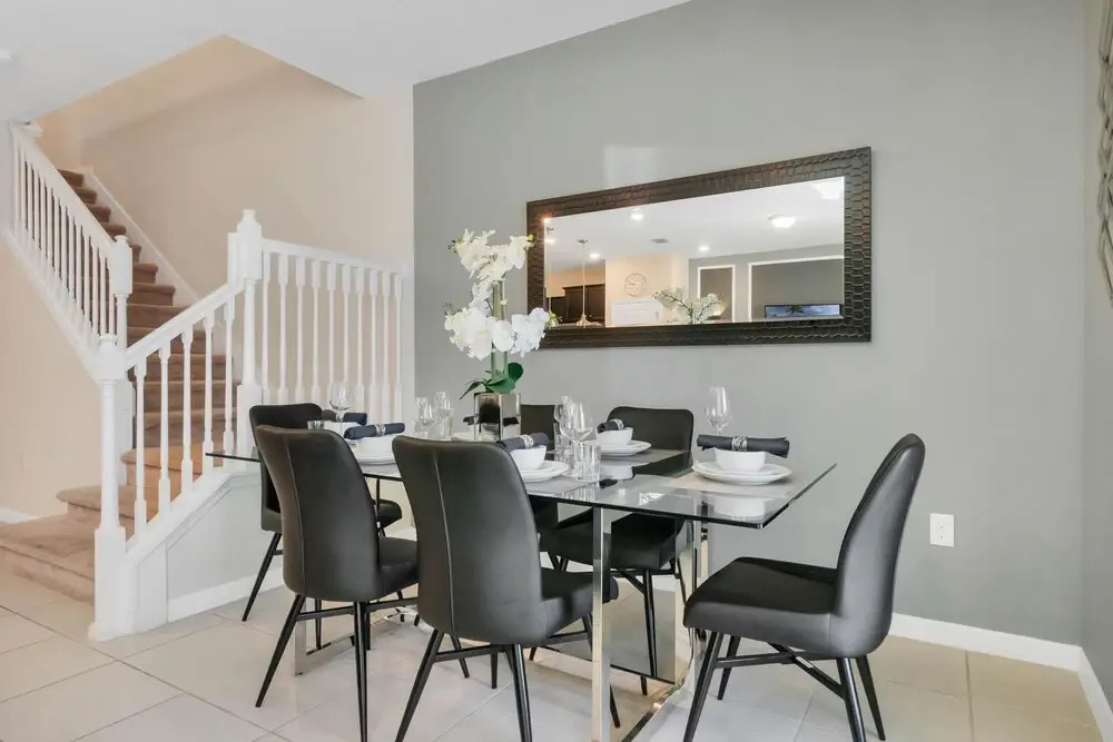 116 JW Luxury 5BR Townhome Private Pool Windsor Island