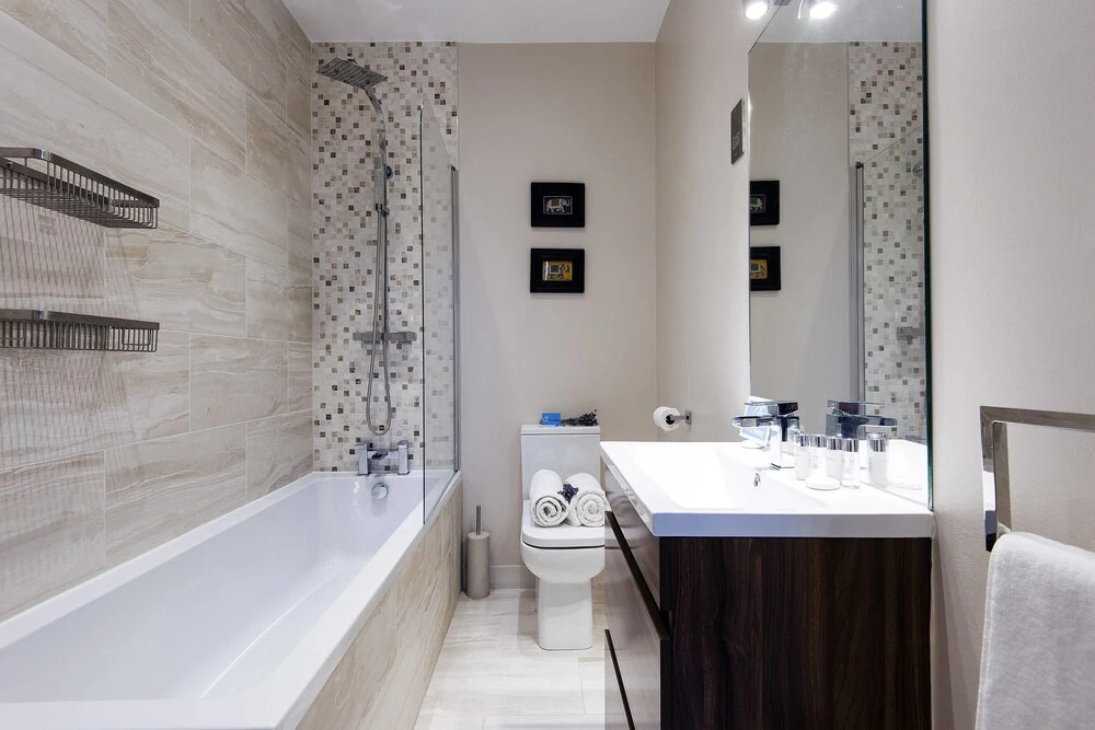 The Warwick Road Residence - IRV