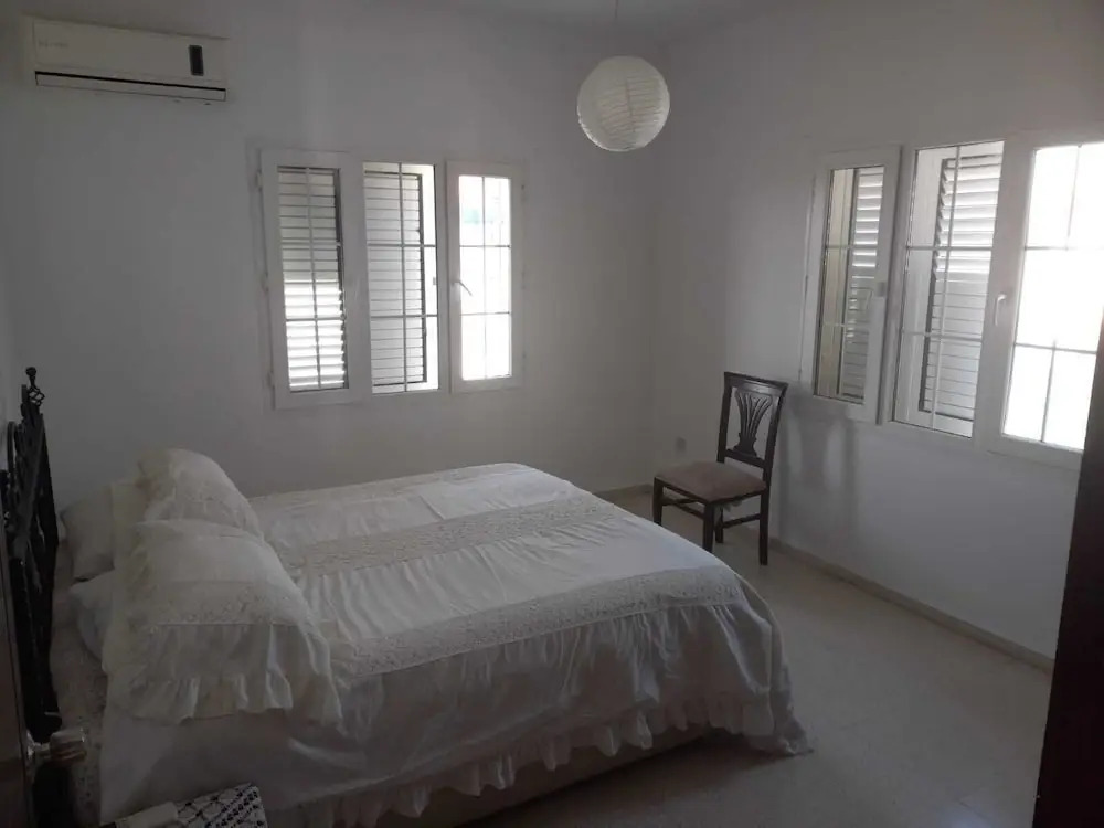 Beautiful and Large 3-bed Villa in Lapta, Cyprus
