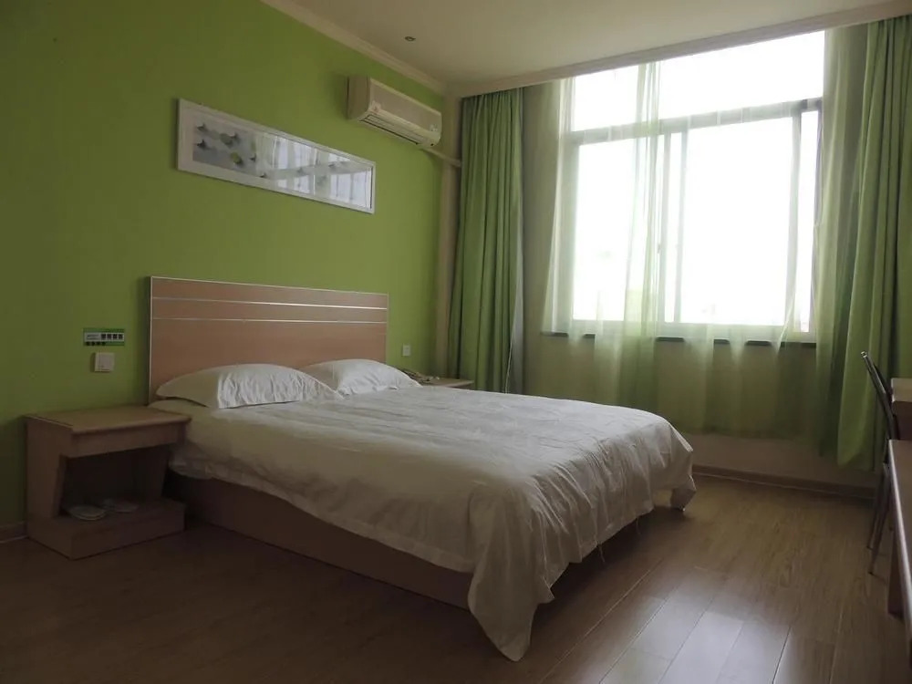Heng 8 Chain Hotel Hangzhou Guali Youyi Road(恒8连锁酒店(杭州瓜沥友谊路店))