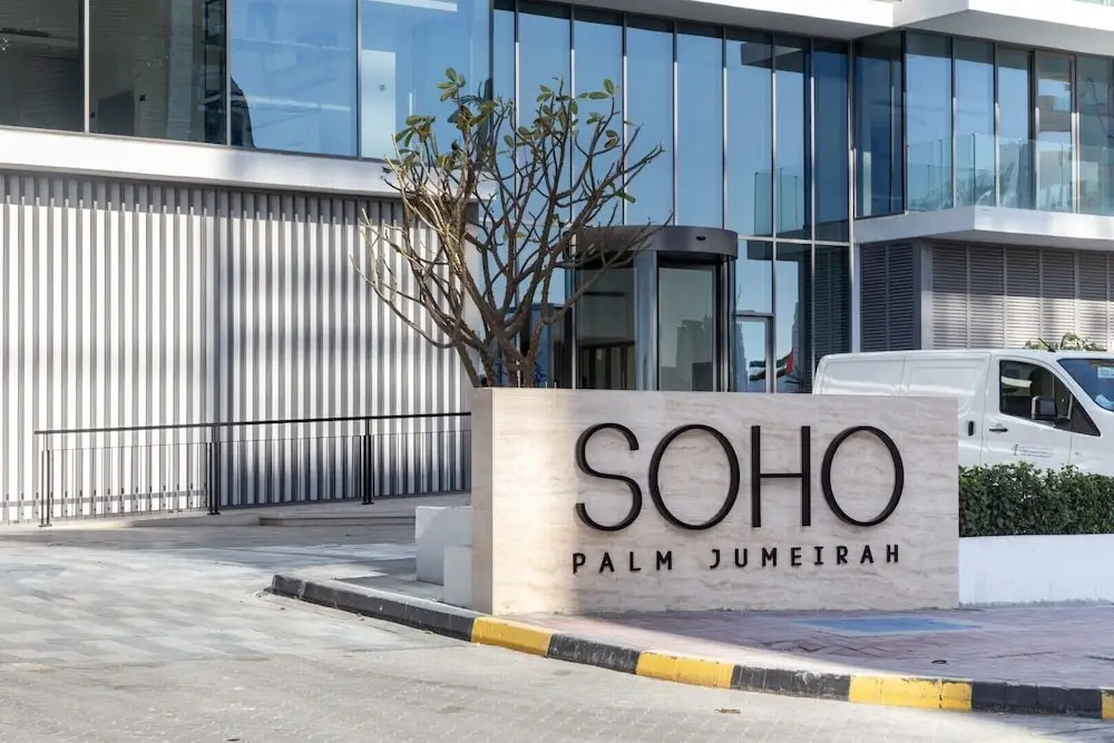 Mesmerizing Upscale 1BR Apartment in Soho Palm Jumeirah