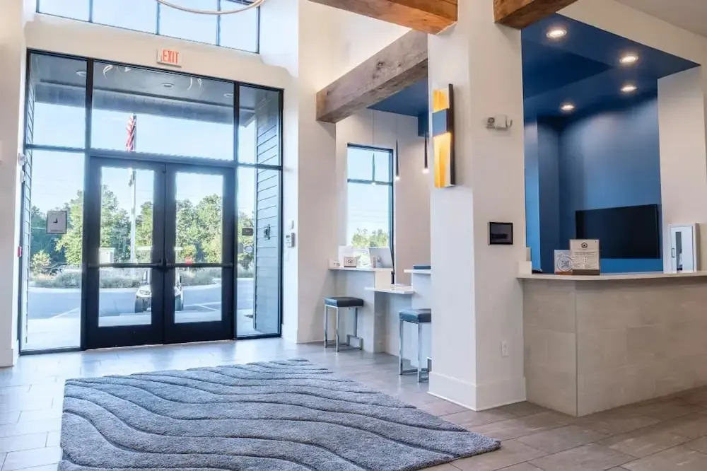Landing Apartments Near North Okaloosa Medical Center