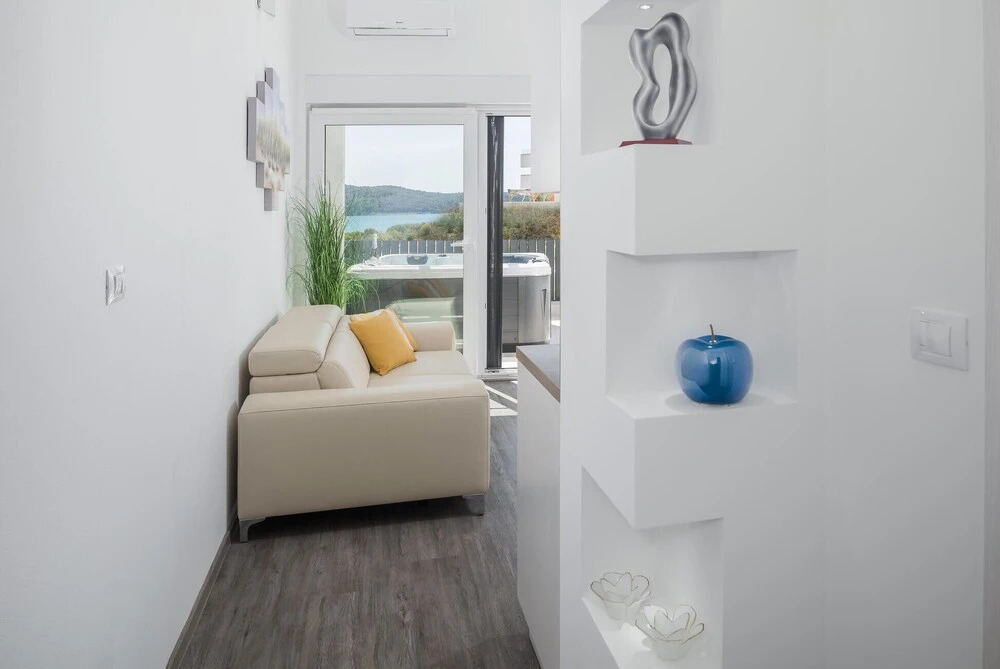 Nice Home in Medulin With Wifi and 5 Bedrooms