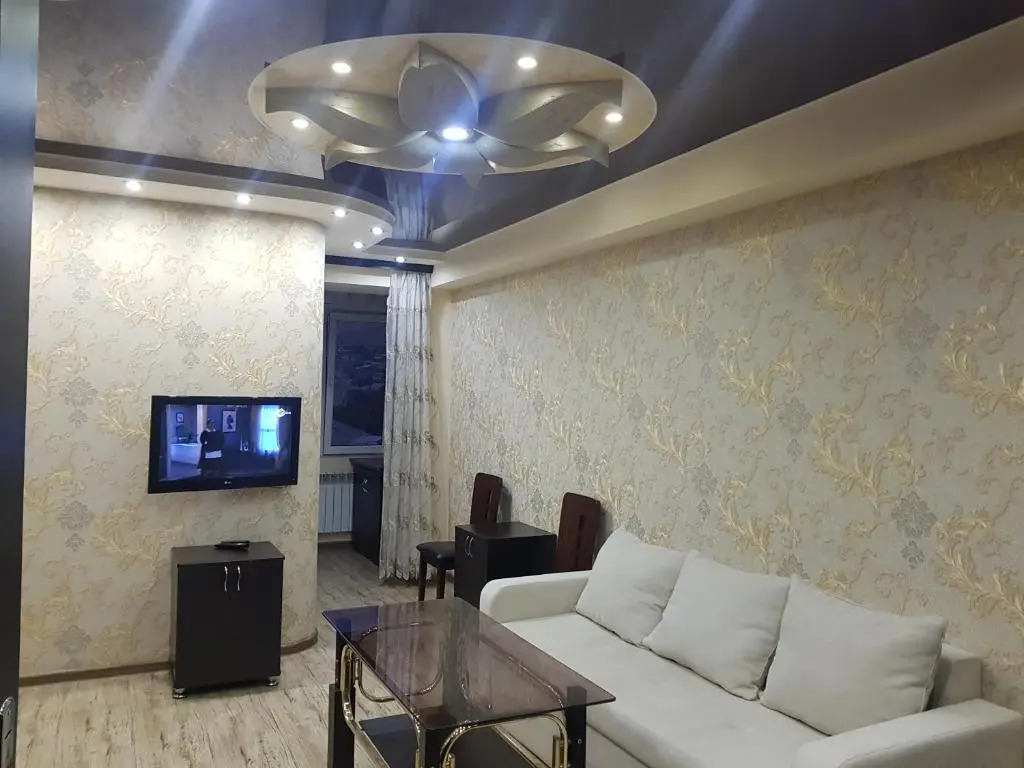 Luxury Apartment-3 in the Center of Yerevan, Safaryans Family