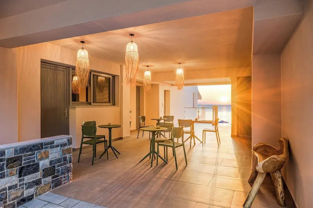 8MOONS Boutique Apartments
