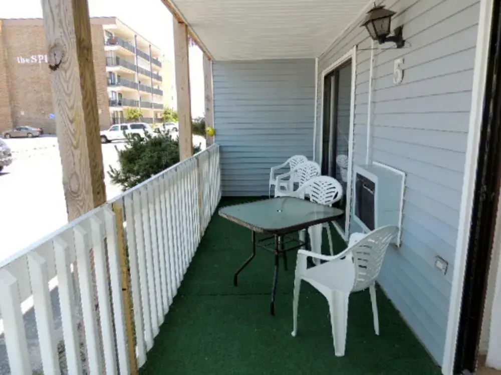 Seaway 5 By Redawning