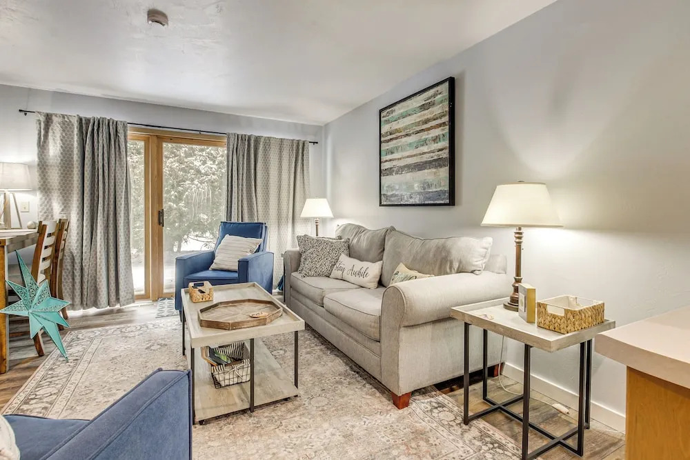 < 1 Mi to Peninsula State Park: Central Condo