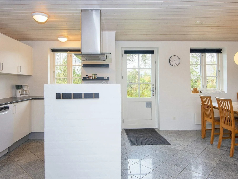 10 Person Holiday Home in Ulfborg