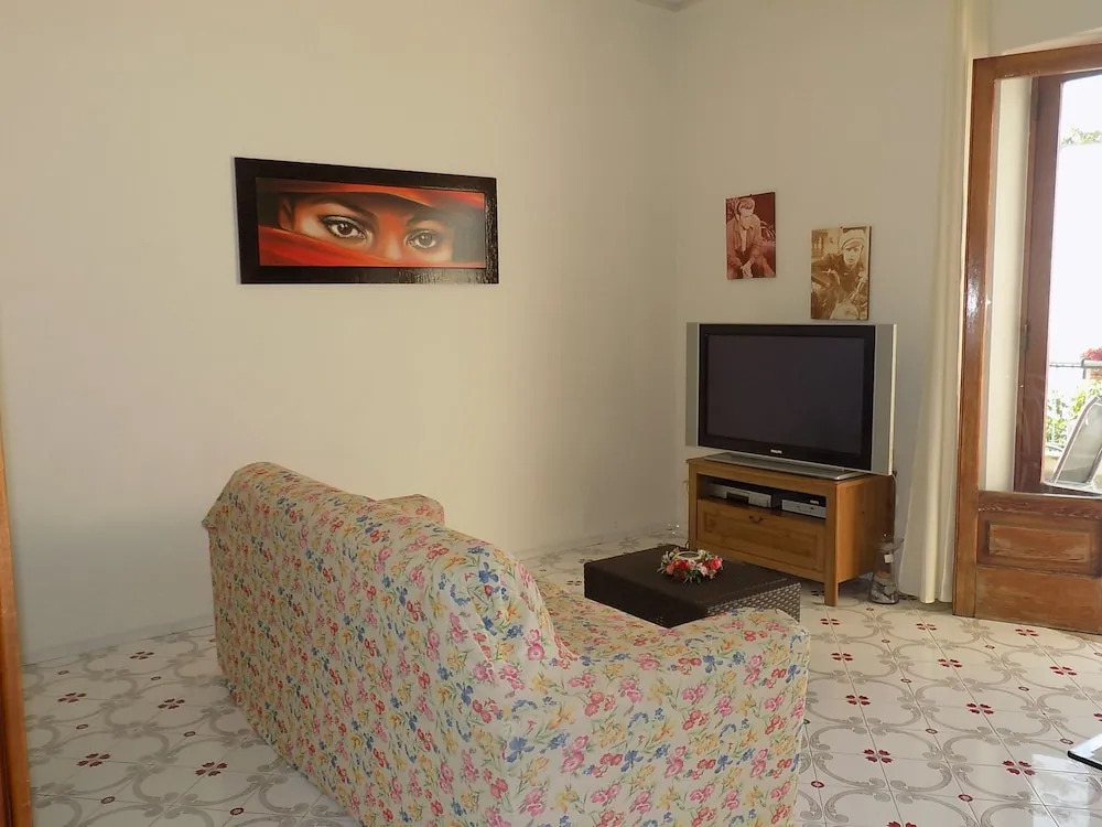 Crazy Home