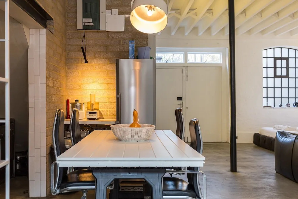 Studio House Sleeps 2 in Bethnal Green