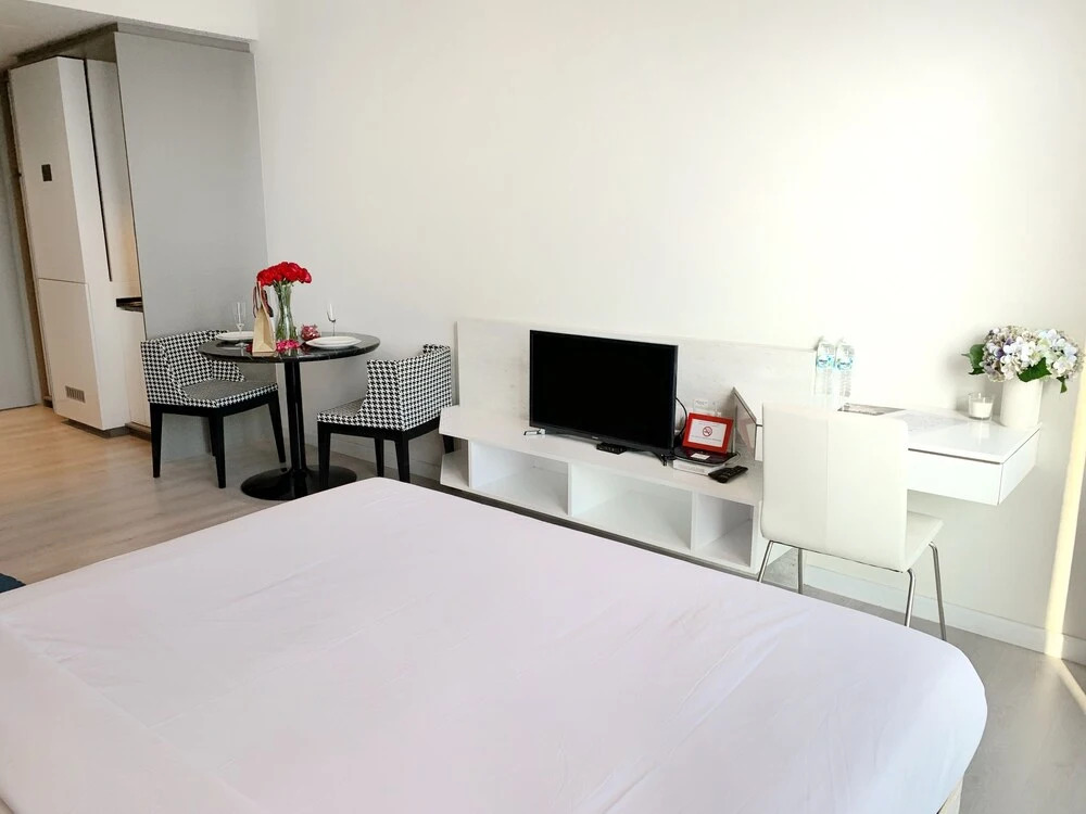 Expressionz Suites, 300mbps Wifi, near KLCC, IJN by Wodages