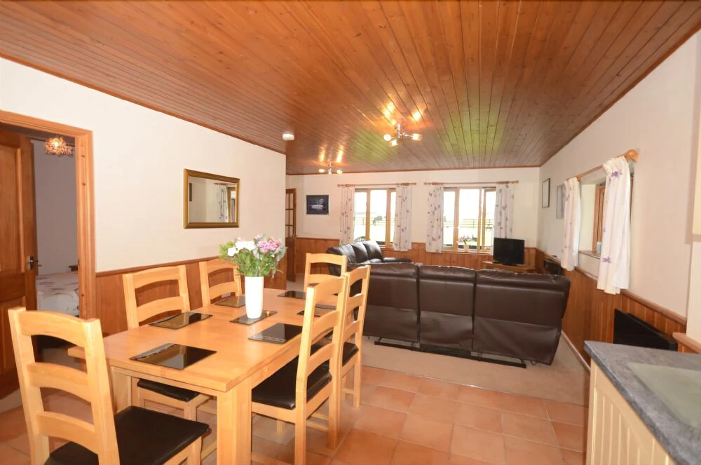 Hardy Lodge