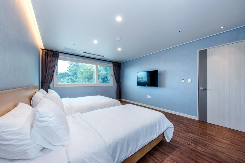 JnB Family Hotel
