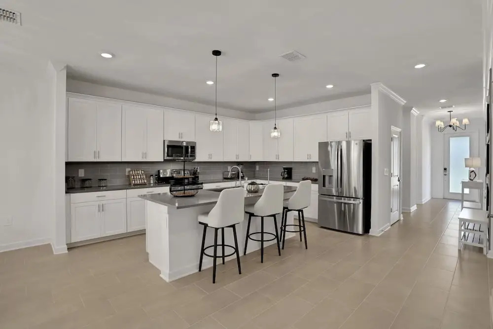 8946ptd- The Retreat At Championsgate 6 Bedroom Home by RedAwning