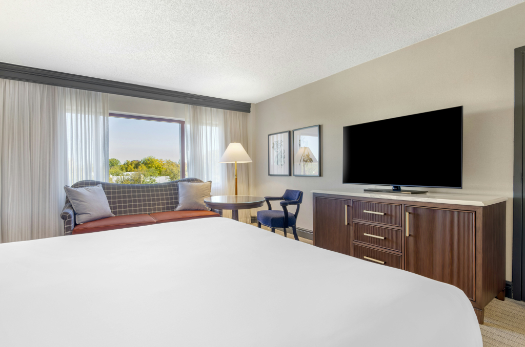 Omni Charlottesville Hotel