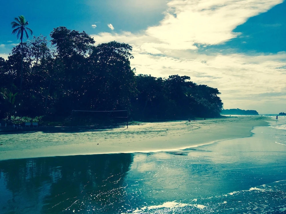Lapalapa Beachfront