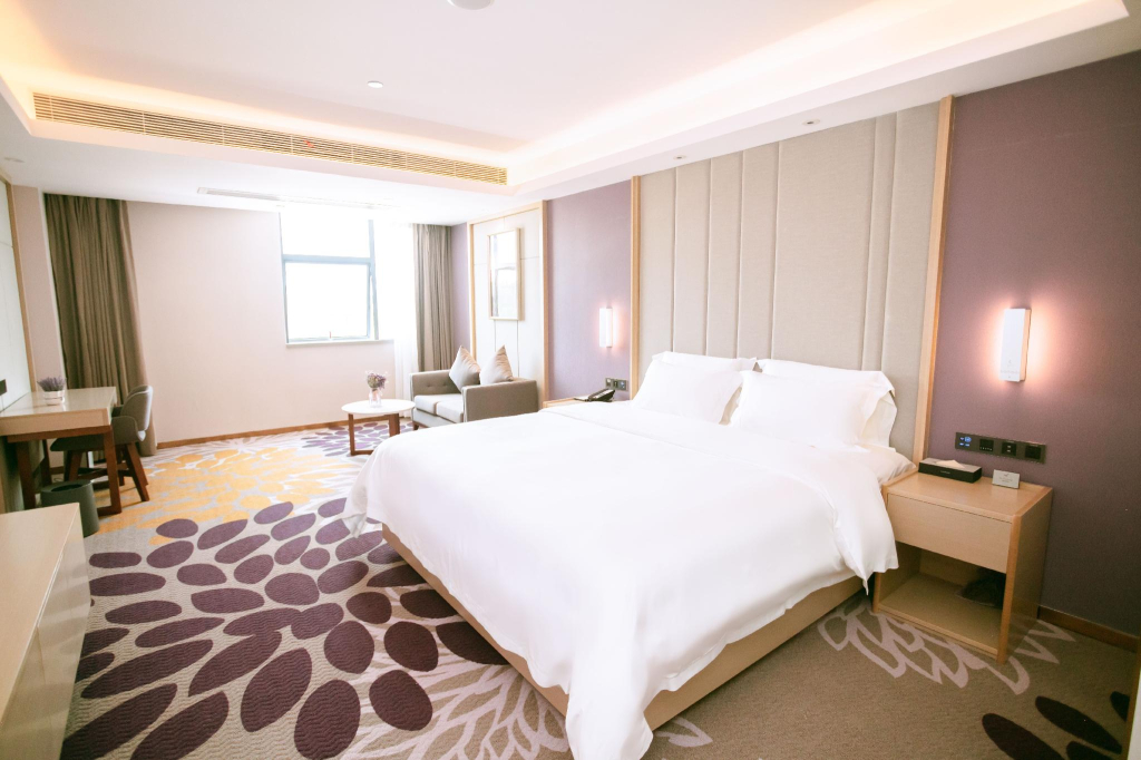 Lavande Hotels Shenzhen Pingshan High Speed Railway Station