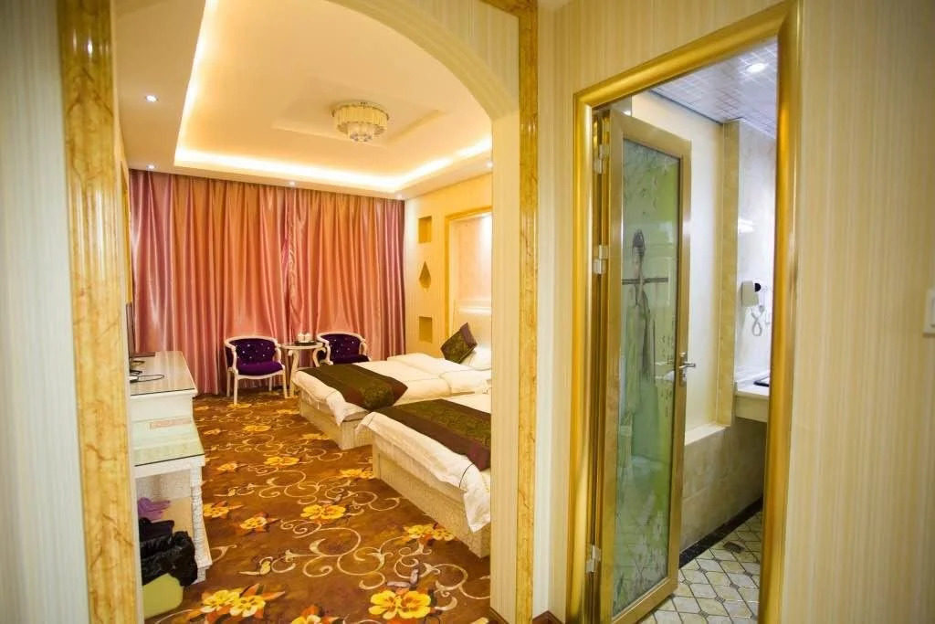 Kai Bin Bo Yue Business Hotel