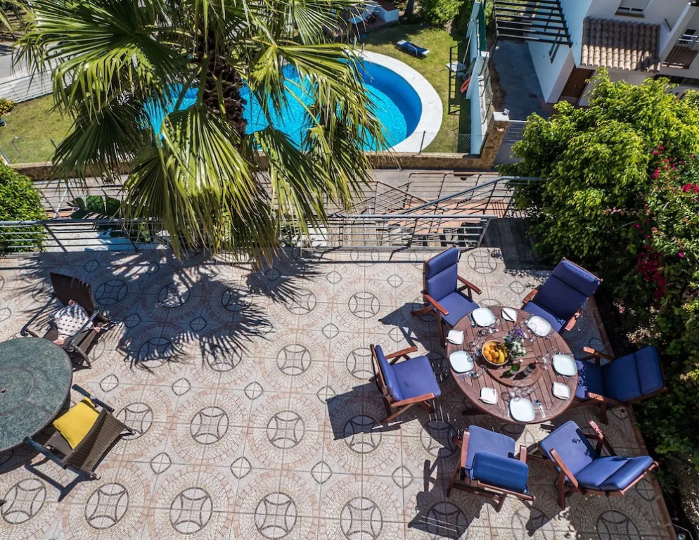 Pool- AirCon- Quiet&Peaceful- FamilyFriendly