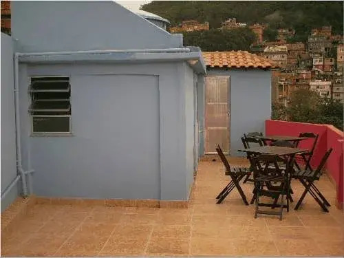 Pousada Favela Cantagalo