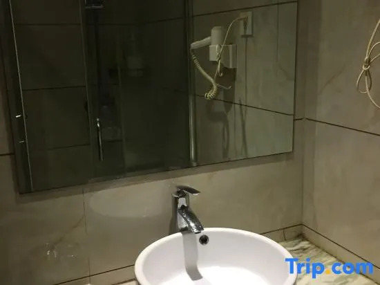 Linyuan Hotel