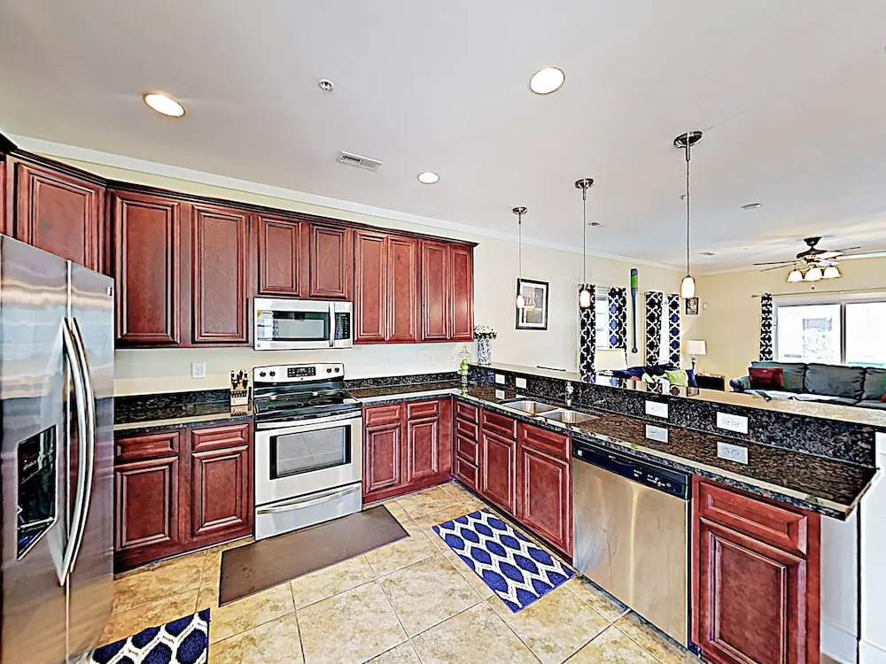 2732 Kashton Drive Home 3 Bedrooms 2.5 Bathrooms Home