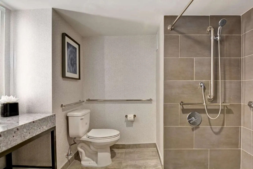 Embassy Suites by Hilton Minneapolis Airport