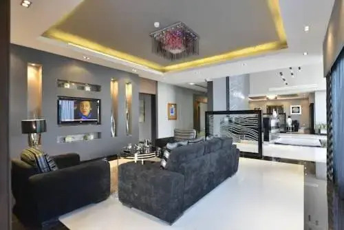 100 Residence Tower