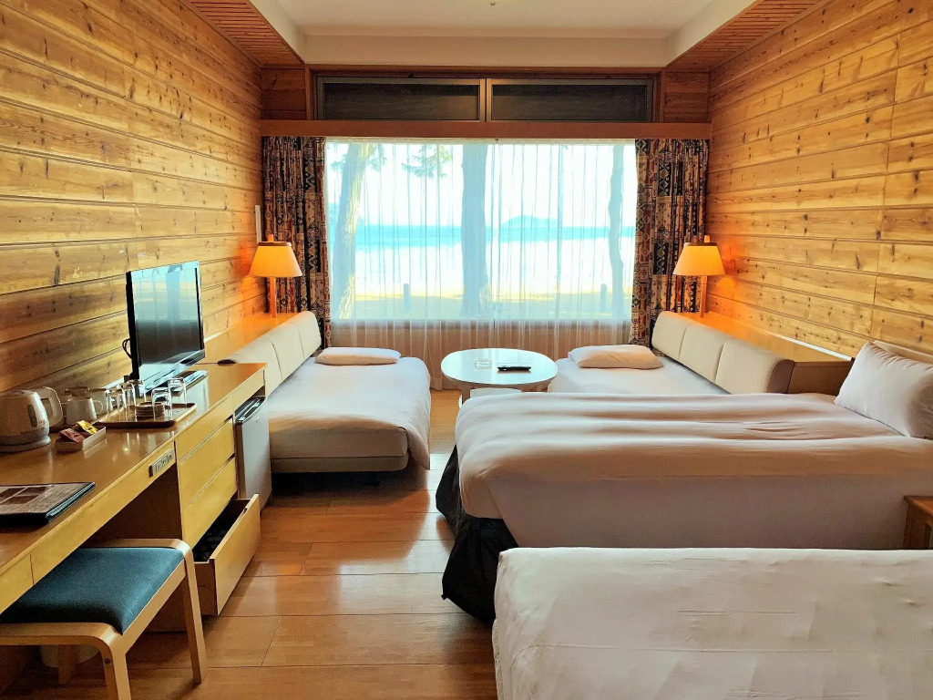 Grand Park Hotel Okubiwako Makino