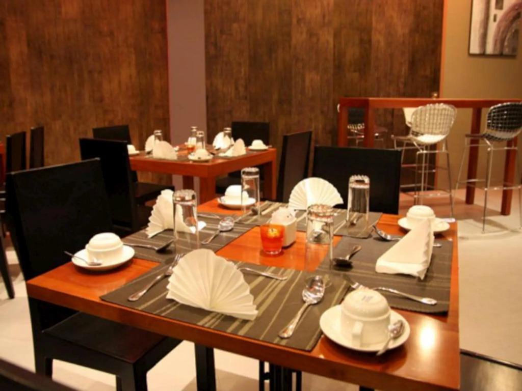 Plan B Hotel