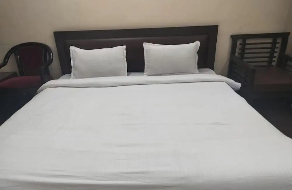 Saalak Lite Social Palace ukhimath