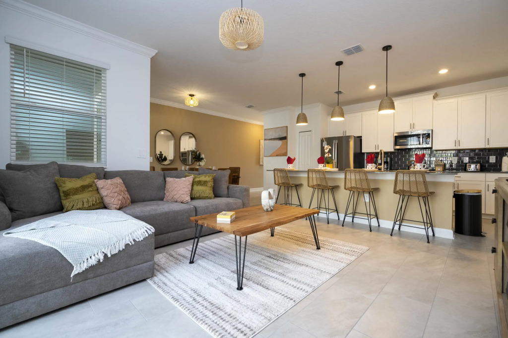 Wonderfull 4Bd With Pool at Champions Gate 1174