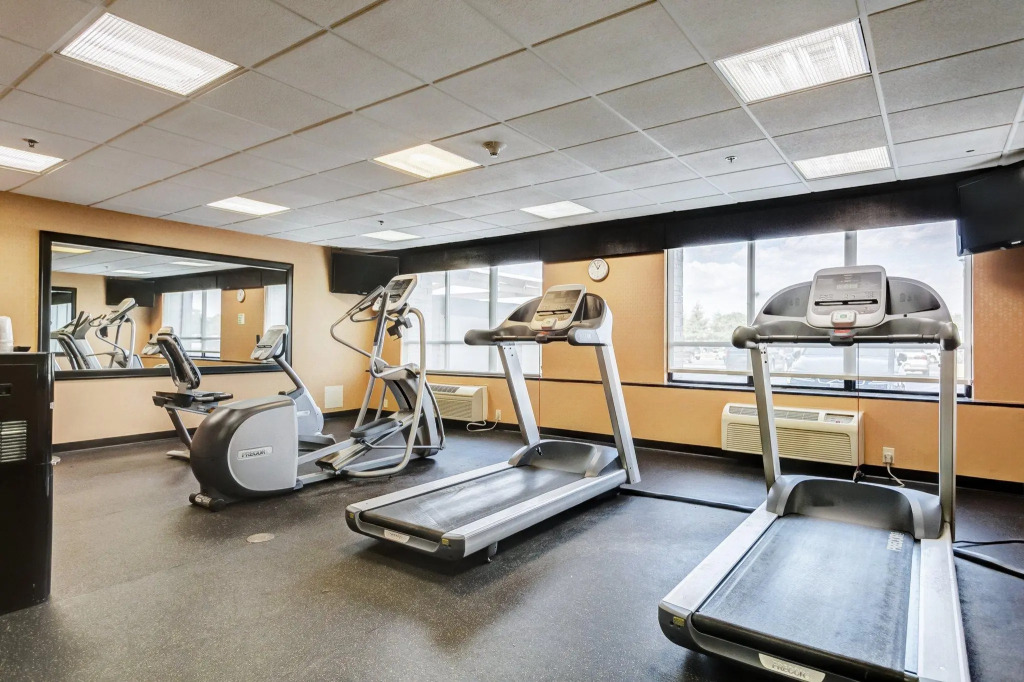 Holiday Inn St. Louis Airport West Earth City by IHG