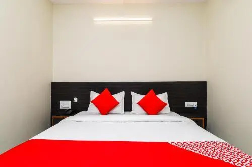 OYO 27635 Hotel Haripriya