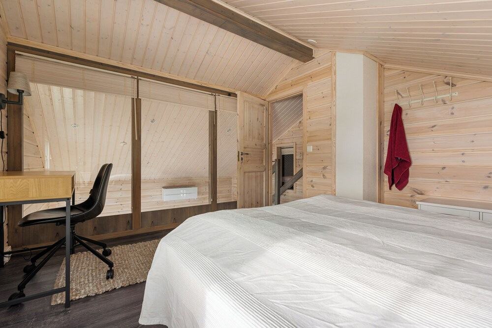 Skicamp 3 - Modern 3BR Villa in Pyhä