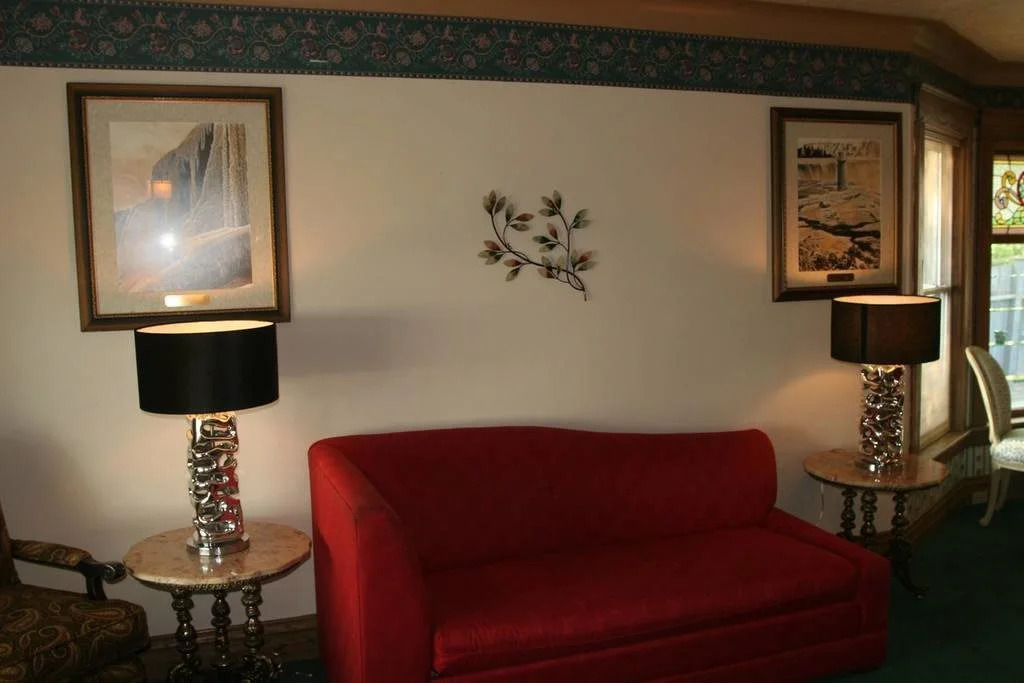 Niagara Grandview Boutique Hotel