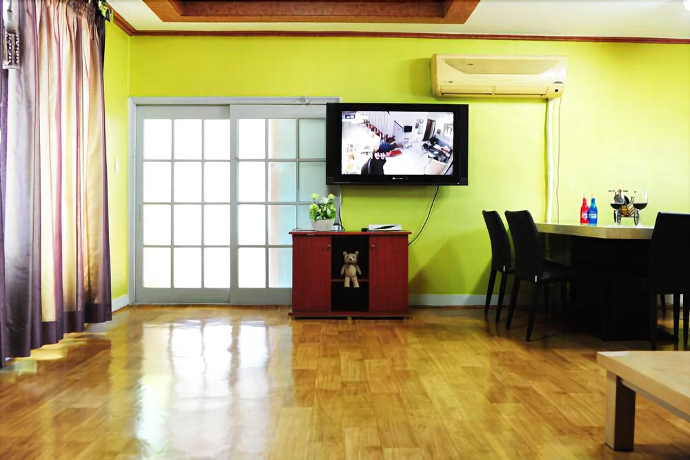 Anmyeondo Travel Paradise Pension