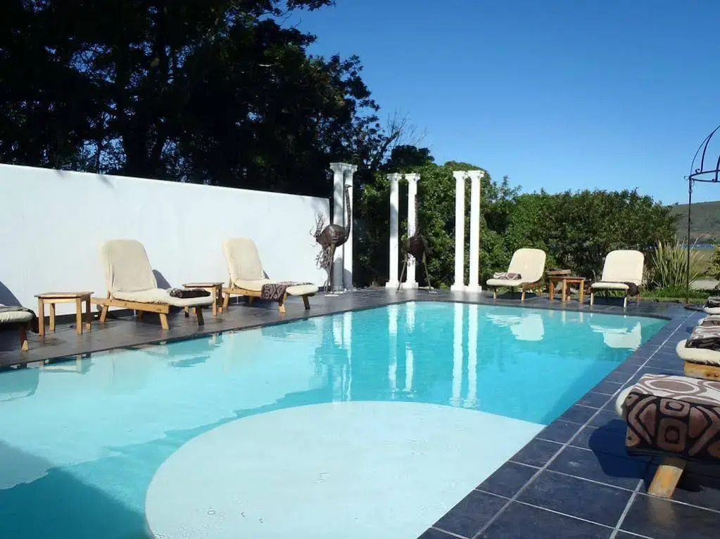 Waterfront Lodge