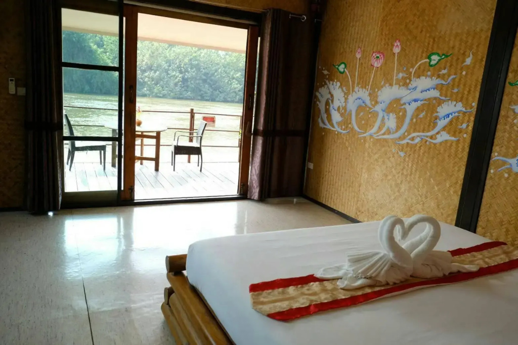 Banana Resort & Spa
